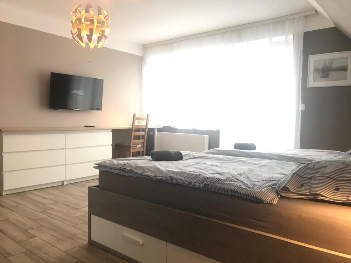 Ferienwohnung Am Uniklinik ลูเบค ภายนอก รูปภาพ