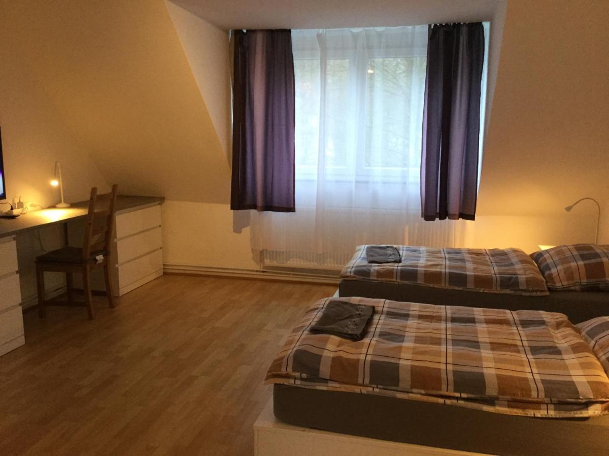 Ferienwohnung Am Uniklinik ลูเบค ภายนอก รูปภาพ